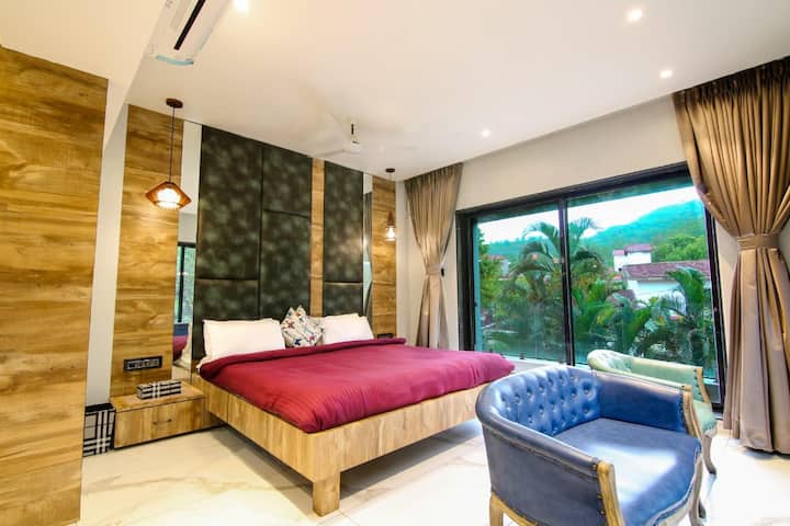 2 BHK ROYAL CRYSTAL - LONAVALA