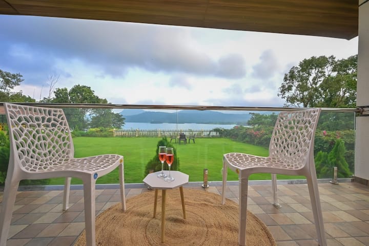 8 BHK SANDHU FARMS - LONAVALA / PAWNA