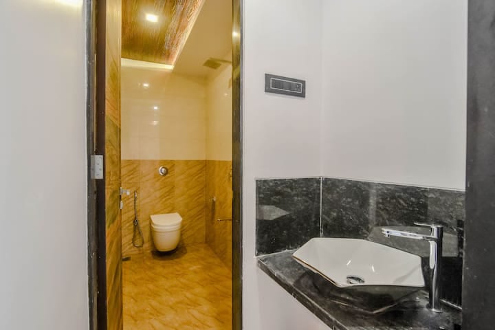 4 BHK BORN COTTAGE - LONAVALA